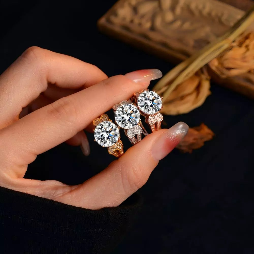 Diva Majesty 5CT Moissanite Ring