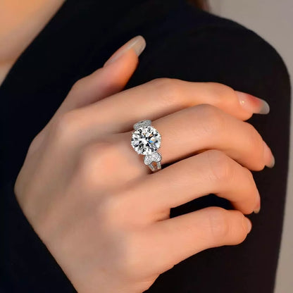Diva Majesty 5CT Moissanite Ring
