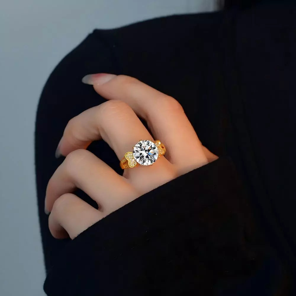 Diva Majesty 5CT Moissanite Ring