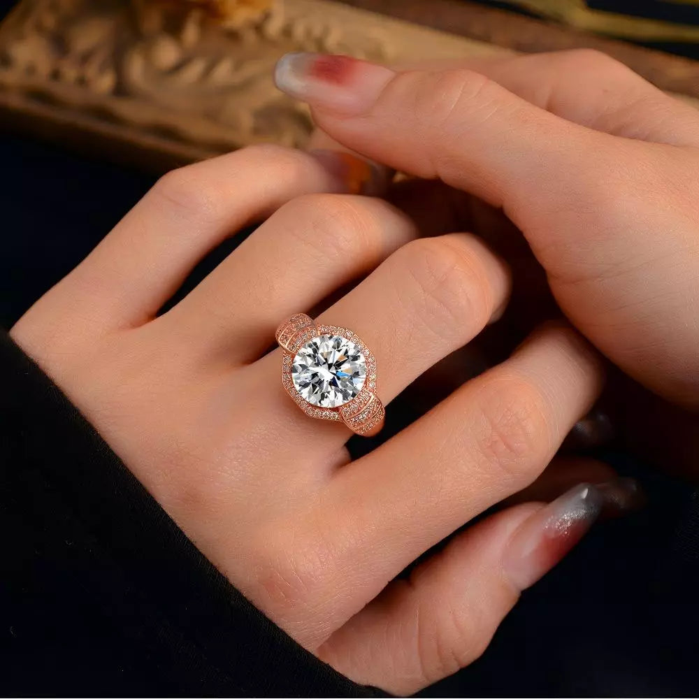 Pure Crown Signature 5 Carat