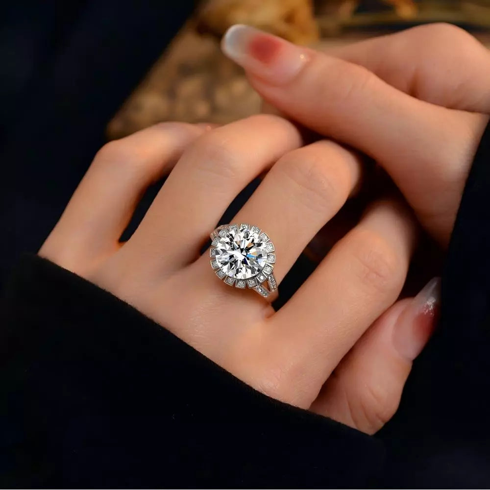 5CT Imperial Grace Moissanite Solitaire