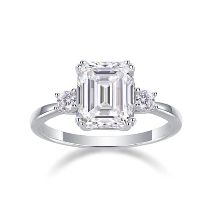 Moissanite Keepsake Ring – Eternal Sparkle, Timeless Love