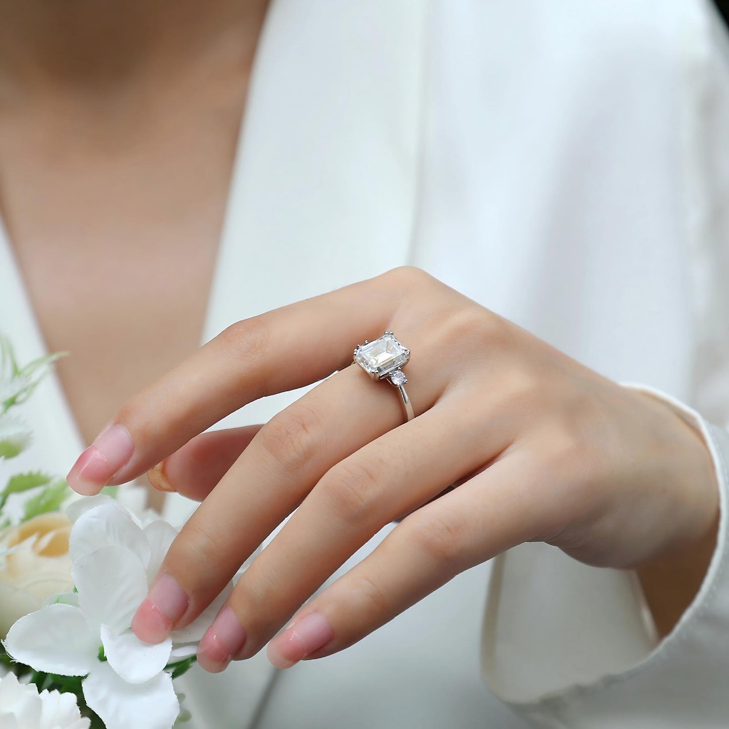 Moissanite Keepsake Ring – Eternal Sparkle, Timeless Love