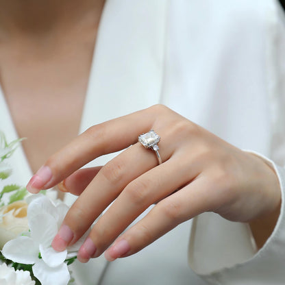 Moissanite Keepsake Ring – Eternal Sparkle, Timeless Love