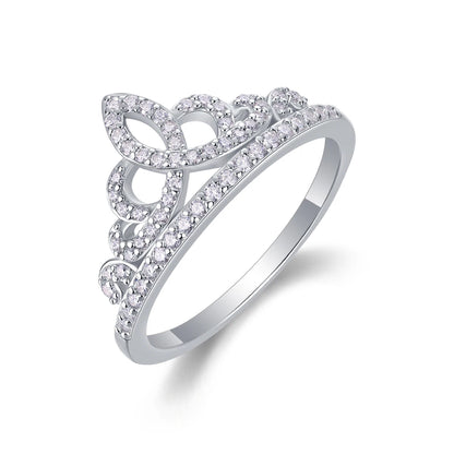Summer Romance Moissanite Crown Ring – Elegant & Dazzling Design