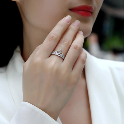 Summer Romance Moissanite Crown Ring – Elegant & Dazzling Design