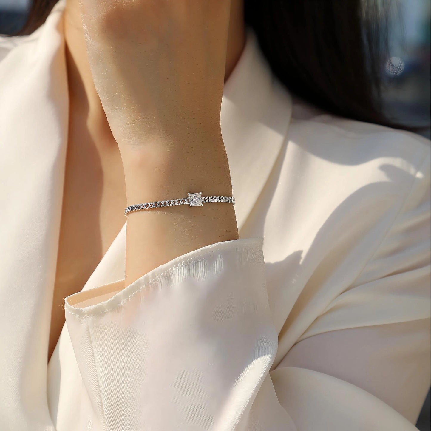 Moissanite Cuban Link Bracelet – Chic & Versatile