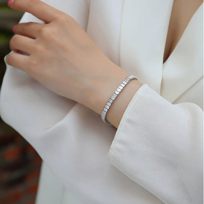 Moissanite Time Tunnel Bracelet – Elegant Minimalist Jewelry
