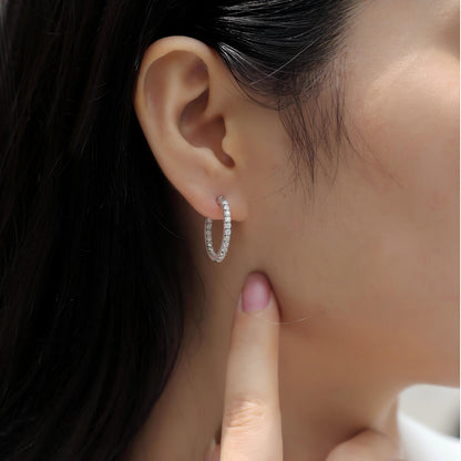 Luminous Moissanite Stud Earrings – Elegant Sparkle