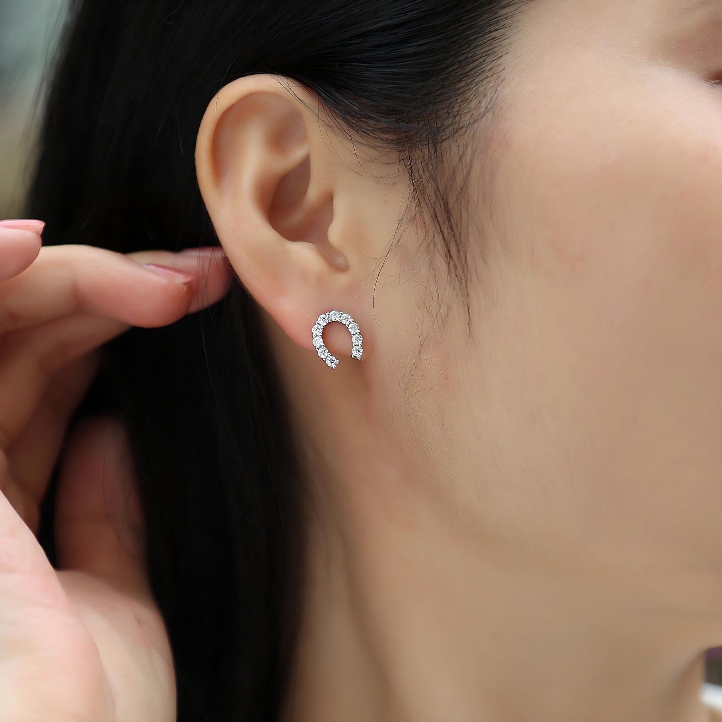 Moissanite Happiness Stud Earrings – Elegant Everyday Sparkle