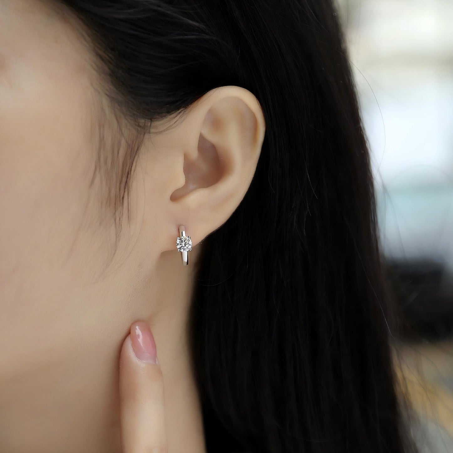 Moissanite Stud Earrings – Elegant Brilliance for Everyday