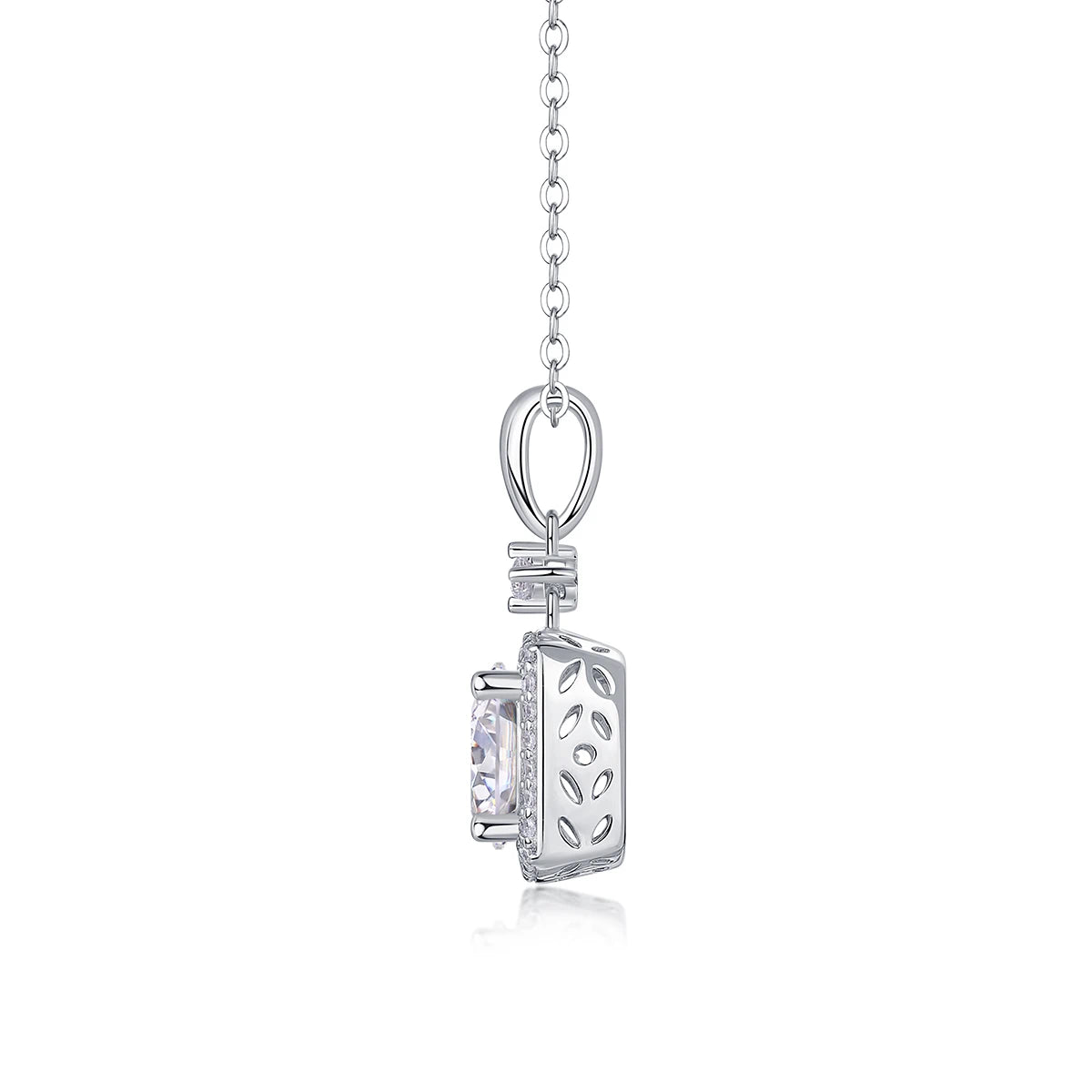 Moissanite Pendant – Sparkling Elegance