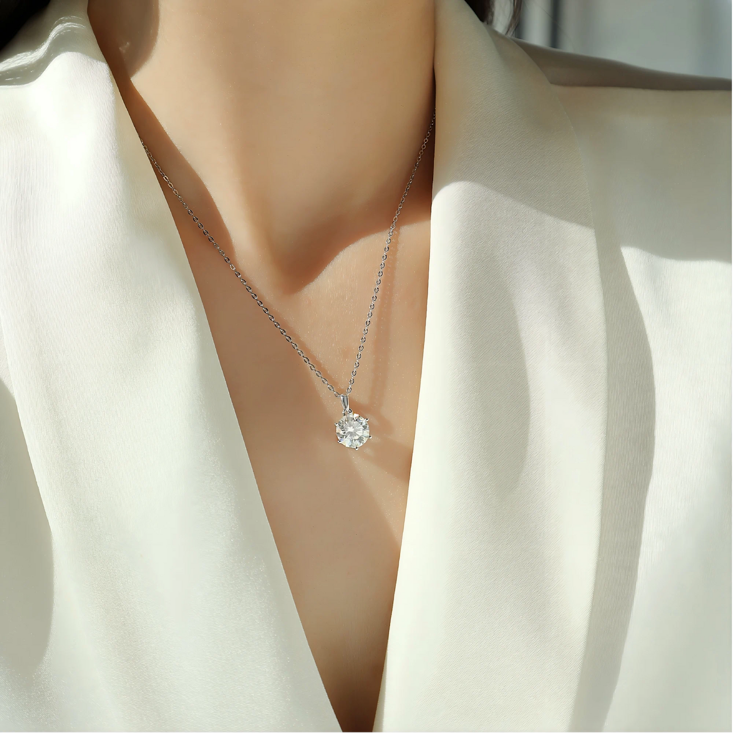 Dancing Breeze Moissanite Pendant – Classic Six-Prong Sparkle