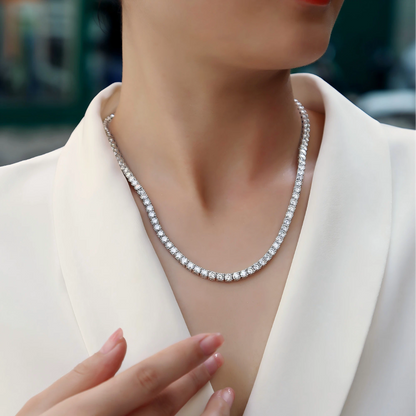 Moissanite Necklace "Endless Galaxy" – Elegant Sparkling Jewelry 0.1ct