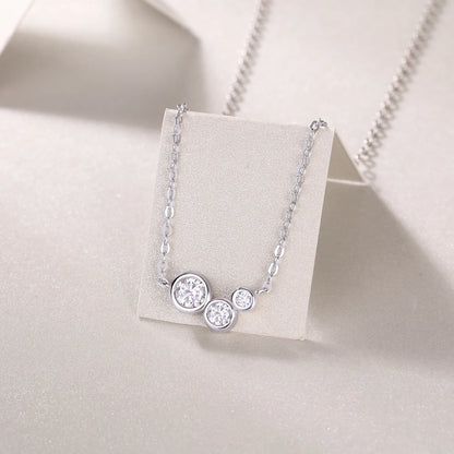 White Dew Moissanite Pendant – Elegant Minimalist Necklace