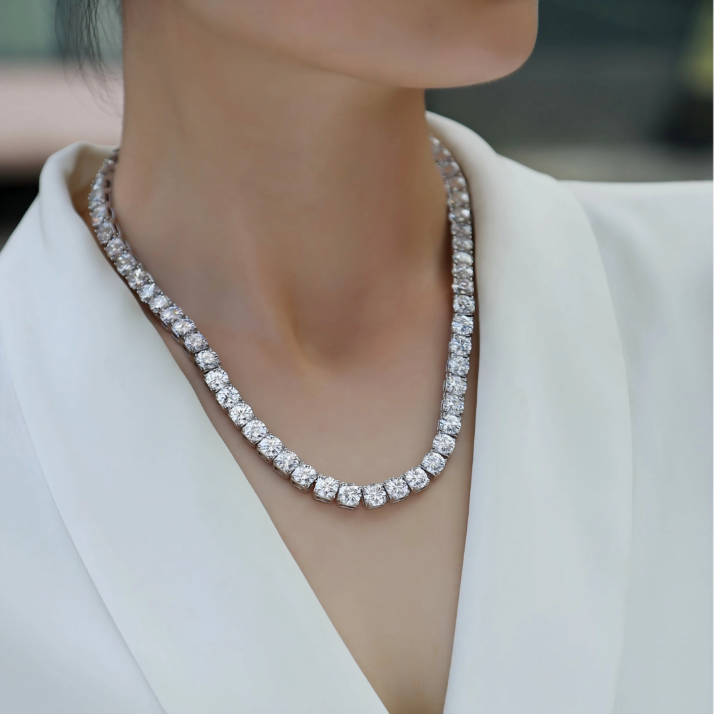 Moissanite Necklace "Endless Galaxy" – Elegant Sparkling Jewelry 0.5ct