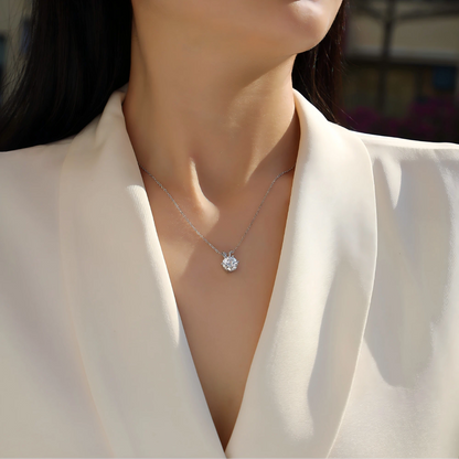 Romantic Moissanite Pendant – Elegant & Minimalist