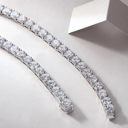 Moissanite Necklace "Endless Galaxy" – Elegant Sparkling Jewelry 0.5ct