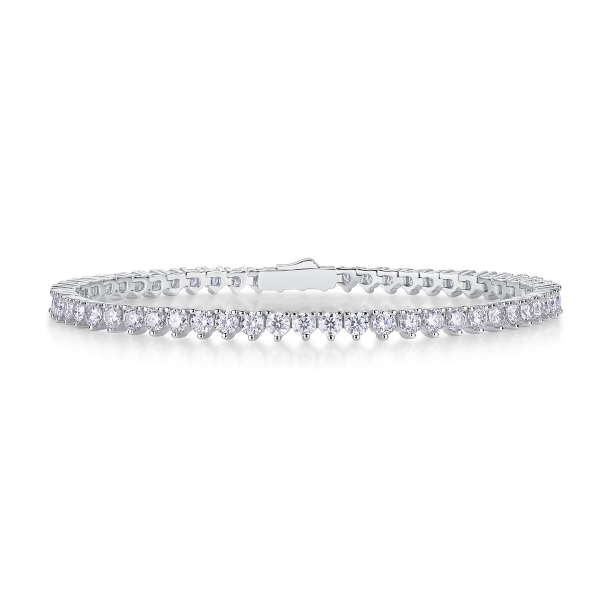 Elegant Moissanite Tennis Bracelet – Dazzling Design