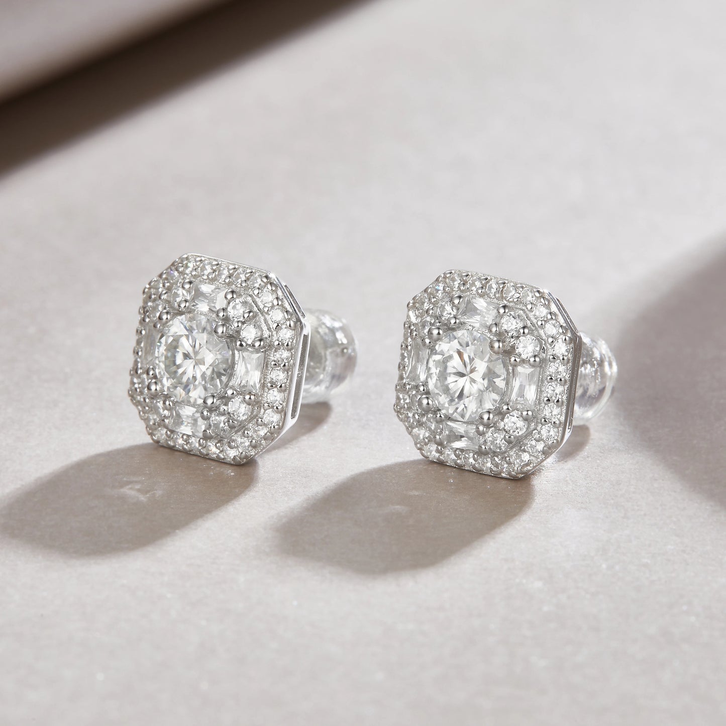 Winter Afternoon Moissanite Stud Earrings – Sparkling Star-Inspired Jewelry