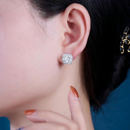 Winter Afternoon Moissanite Stud Earrings – Sparkling Star-Inspired Jewelry