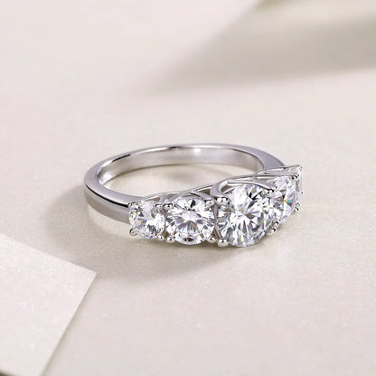 Strong Affection Moissanite Ring – A Sparkle that Speaks of Eternal Love