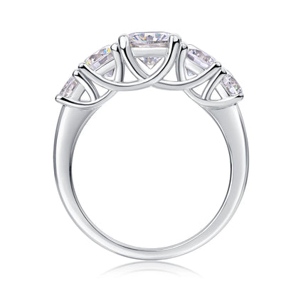 Strong Affection Moissanite Ring – A Sparkle that Speaks of Eternal Love